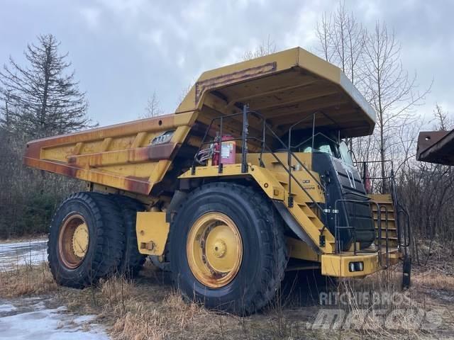 CAT 777F 铰接式自卸车