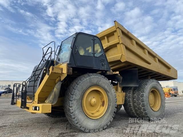 CAT 777F 铰接式自卸车