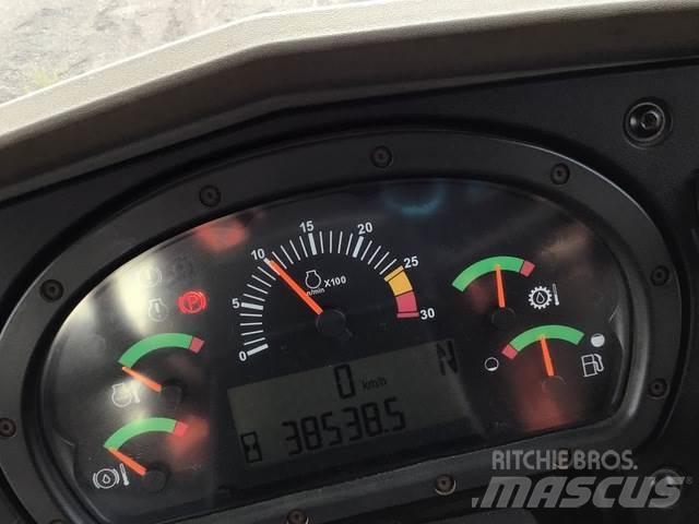 CAT 777F 铰接式自卸车