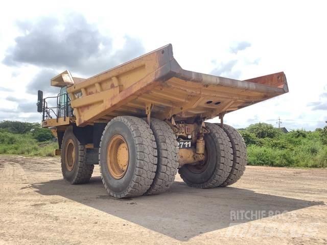 CAT 777F 铰接式自卸车