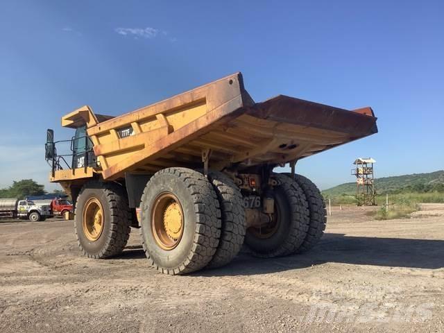 CAT 777F 铰接式自卸车