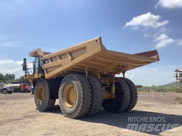 CAT 777F 铰接式自卸车