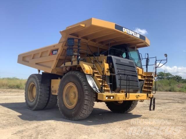 CAT 777F 铰接式自卸车