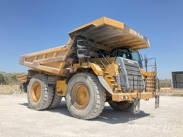 CAT 777F 铰接式自卸车