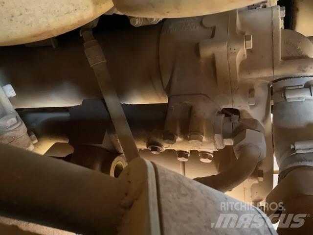 CAT 777F 铰接式自卸车