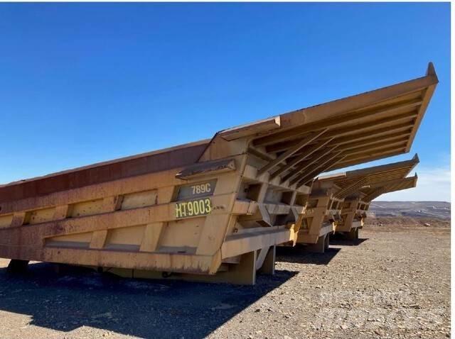 CAT 789C 商务面包车