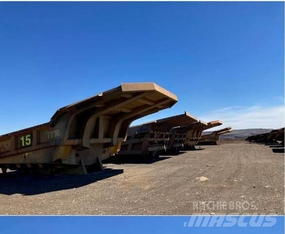 CAT 789D 商务面包车