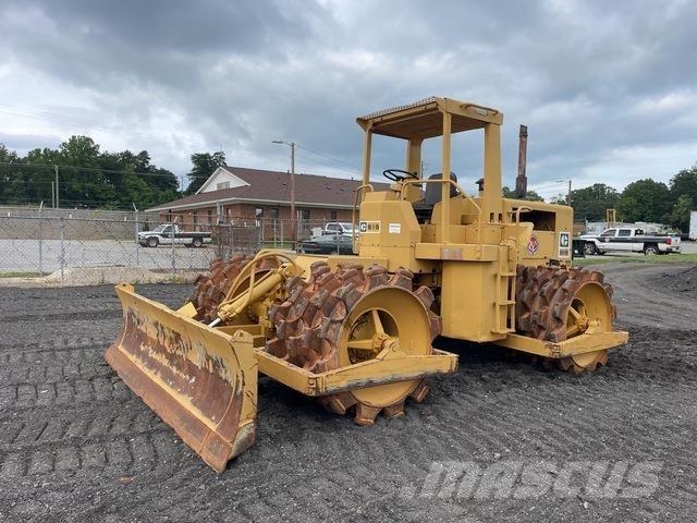 CAT 815 土壤压实机