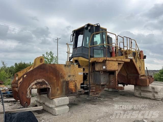 CAT 836G 土壤压实机