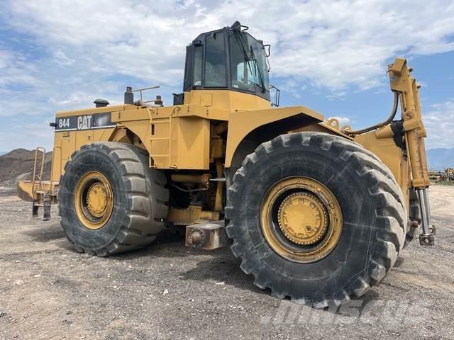 CAT 844H 轮式推土机