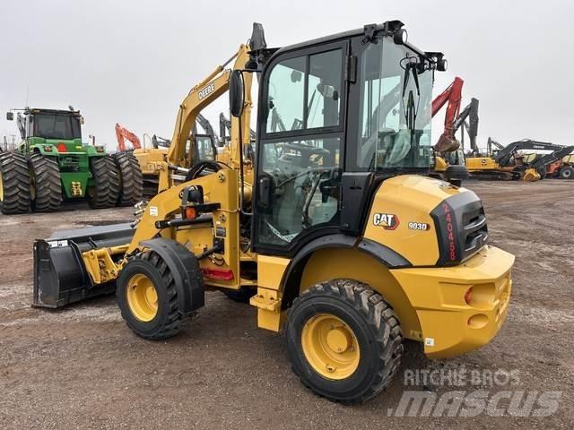 CAT 903D 轮式装载机