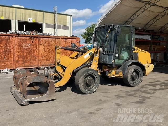 CAT 906H 轮式装载机