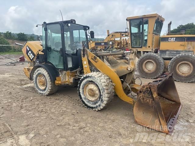 CAT 906H 轮式装载机