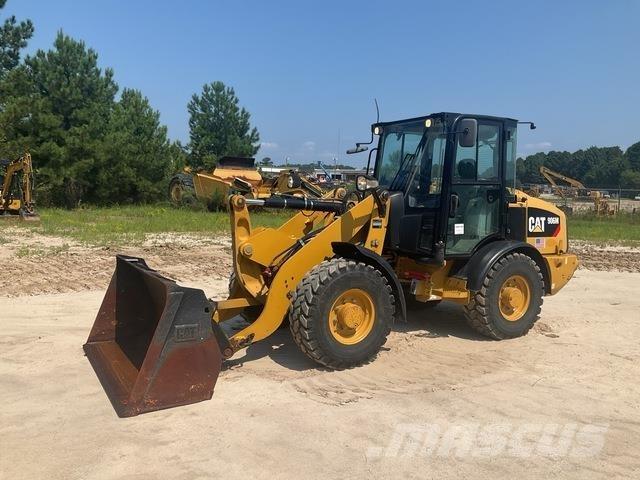 CAT 906M 轮式装载机