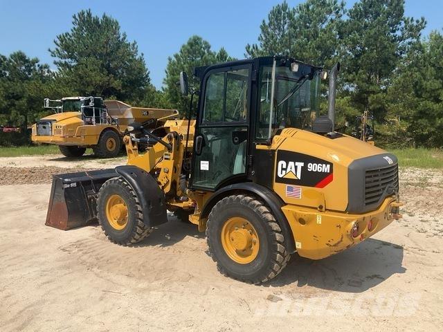 CAT 906M 轮式装载机