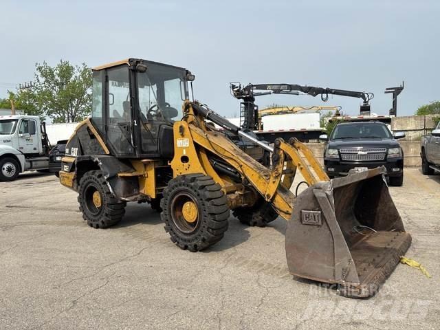CAT 908 轮式装载机