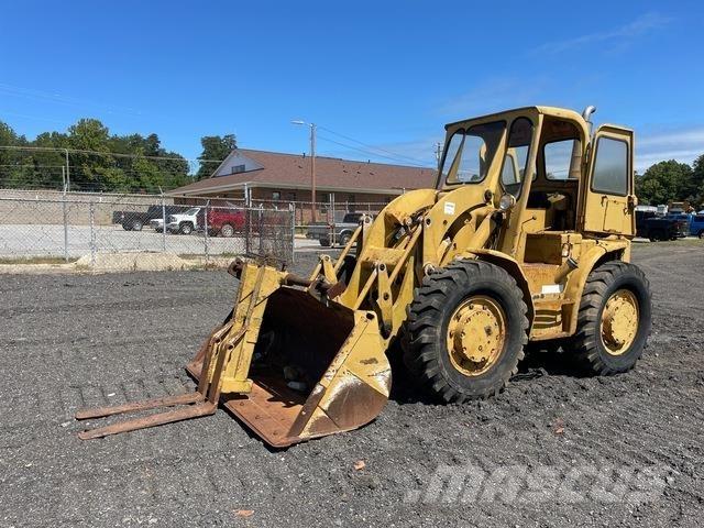 CAT 922 轮式装载机