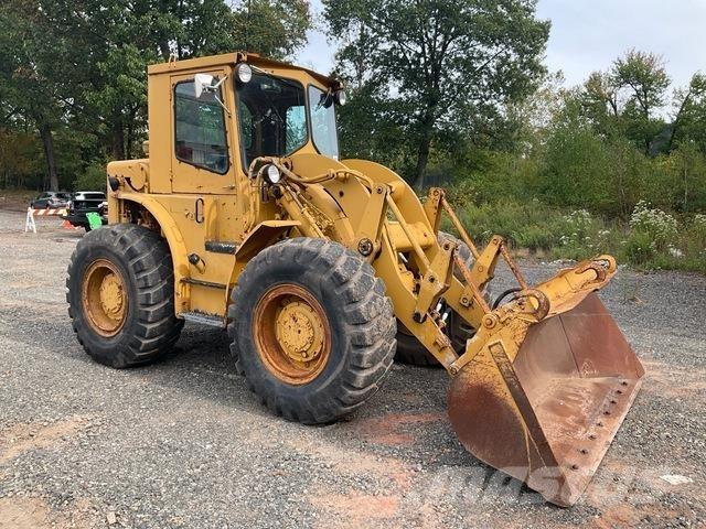 CAT 922B 轮式装载机