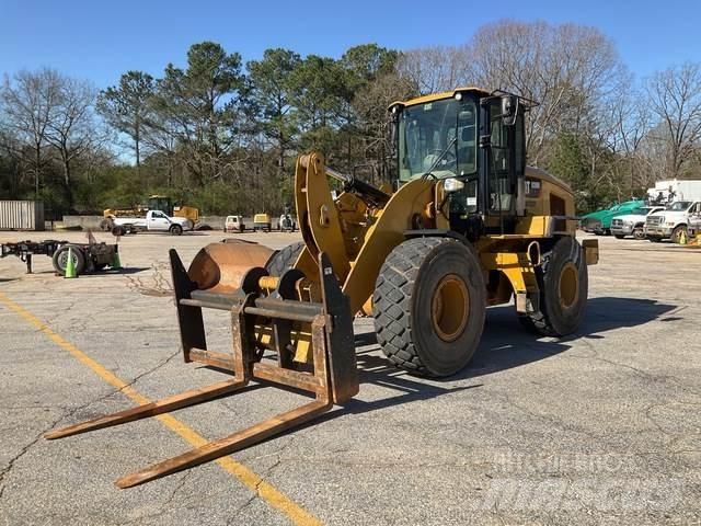 CAT 926M 轮式装载机