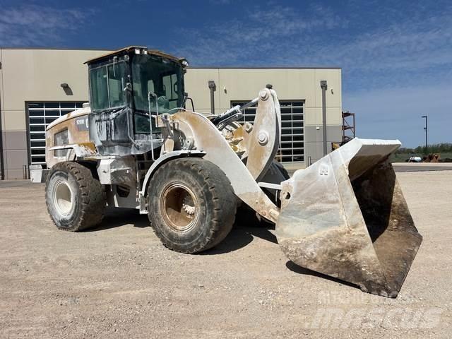 CAT 926M 轮式装载机