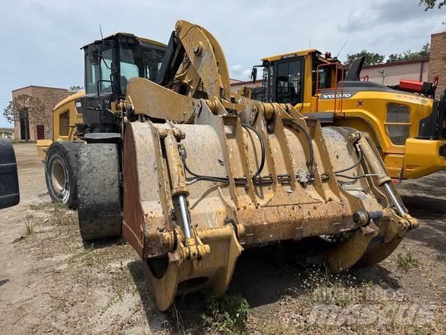 CAT 930M 轮式装载机