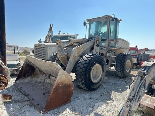 CAT 938G 轮式装载机