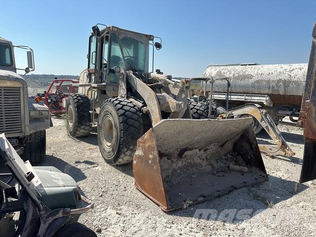 CAT 938G 轮式装载机