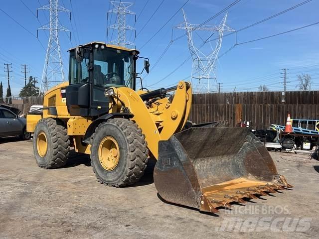 CAT 938M 轮式装载机