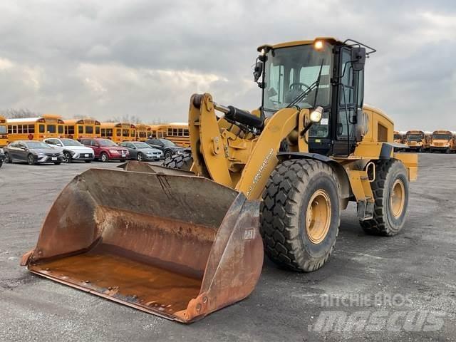 CAT 938M 轮式装载机