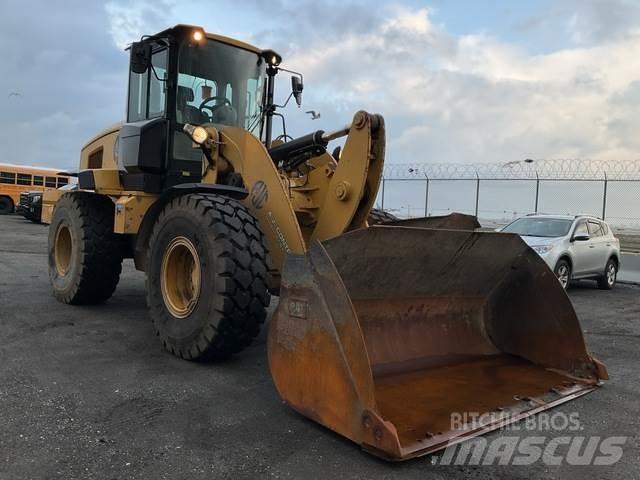 CAT 938M 轮式装载机