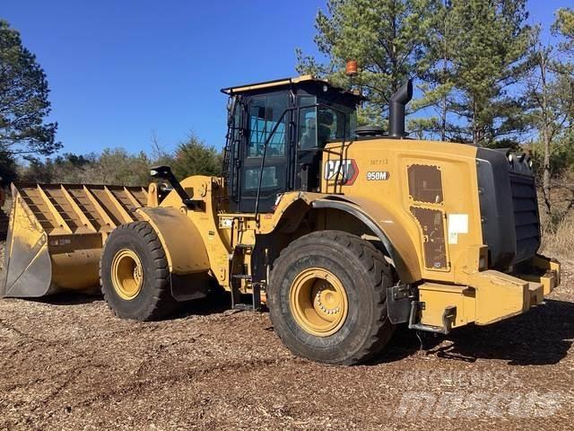 CAT 950M 轮式装载机