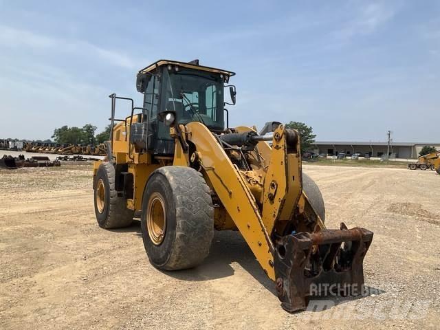 CAT 950M 轮式装载机
