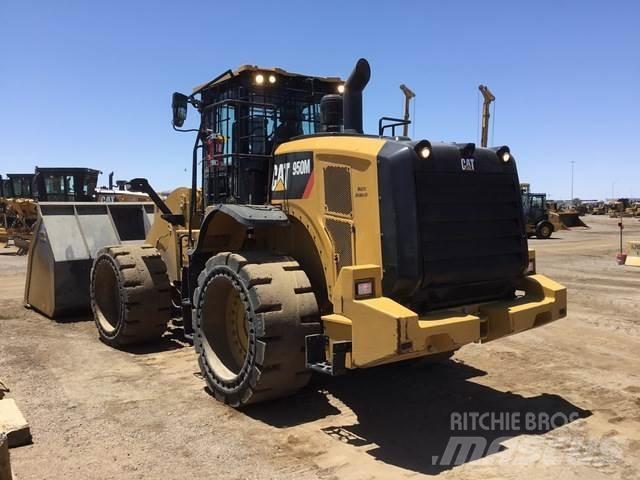 CAT 950M 轮式装载机