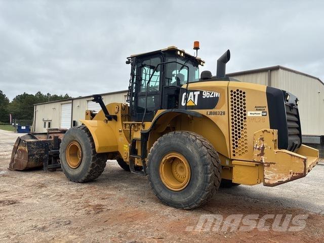 CAT 962M 轮式装载机