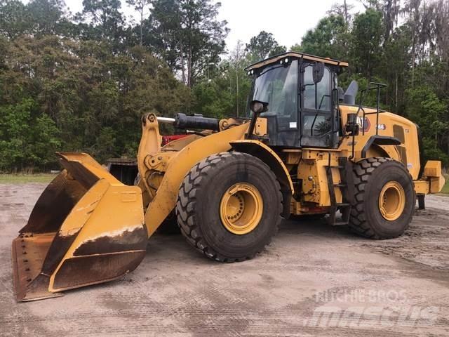 CAT 966 轮式装载机