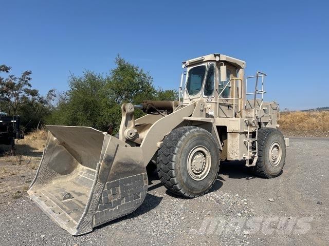 CAT 966D 轮式装载机