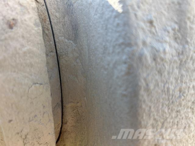 CAT 966D 轮式装载机