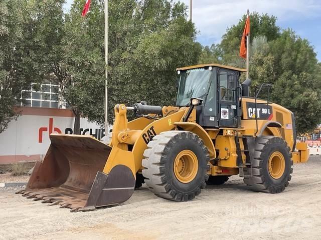 CAT 966L 轮式装载机