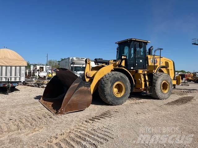 CAT 966M 轮式装载机