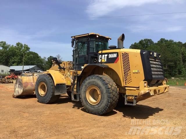 CAT 966M 轮式装载机