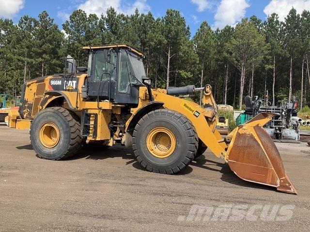 CAT 966M 轮式装载机