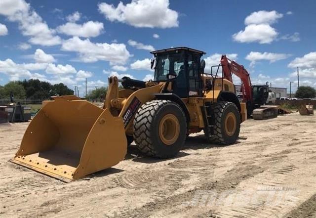 CAT 972 轮式装载机