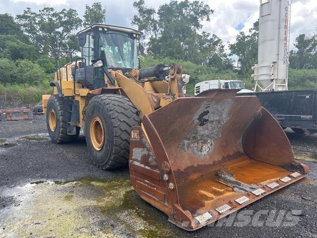 CAT 972M 轮式装载机