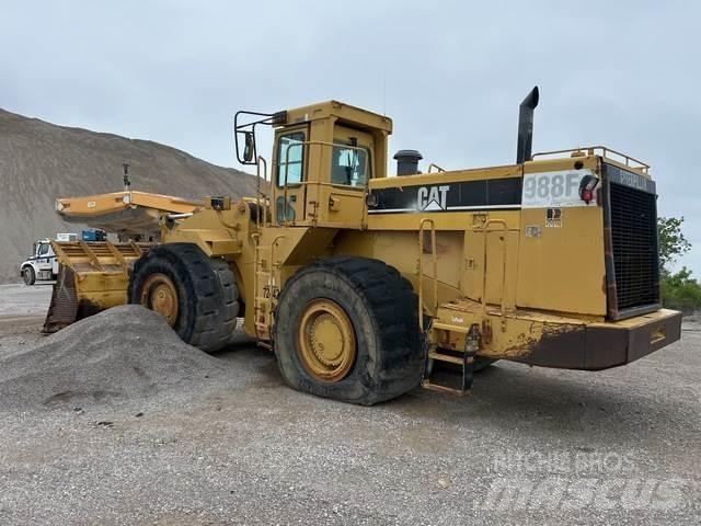 CAT 988F 轮式装载机