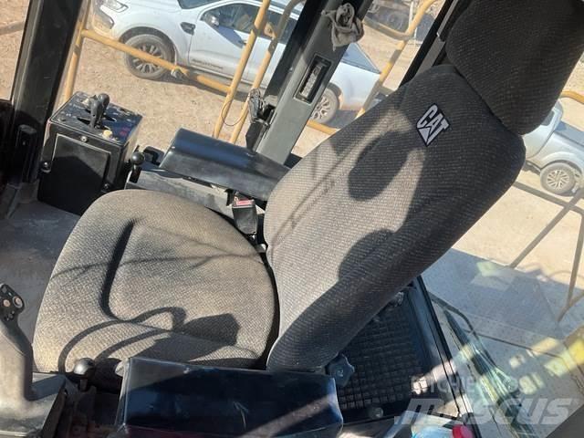 CAT 988G 轮式装载机