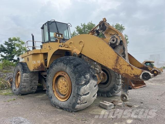 CAT 990 轮式装载机