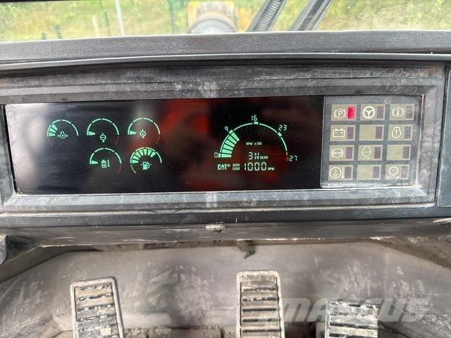 CAT 990 轮式装载机