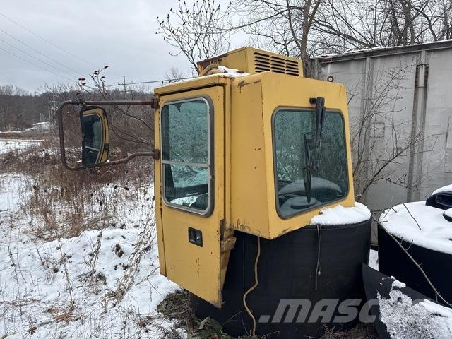 CAT 992 驾驶室与内部