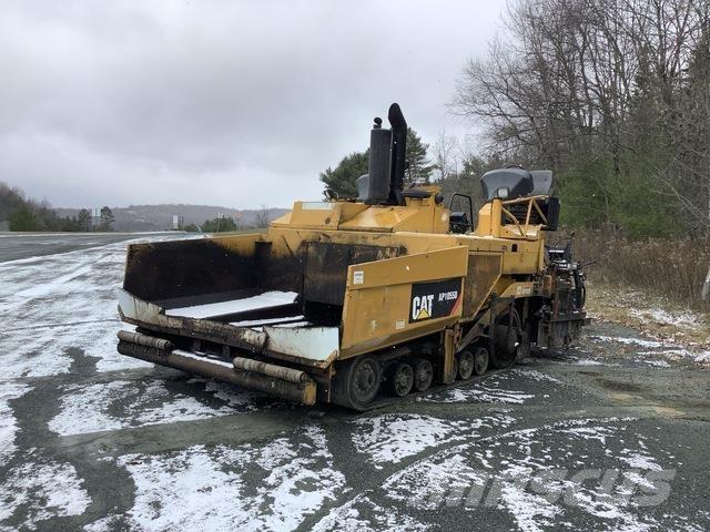 CAT AP1055D 沥青摊铺机