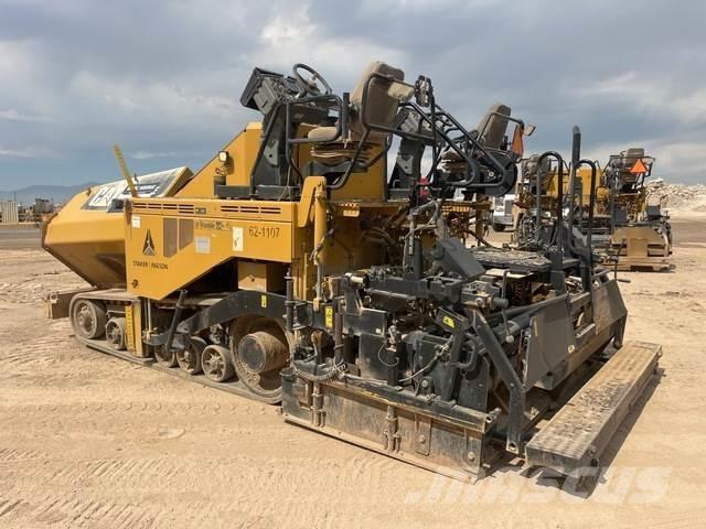 CAT AP1055E 沥青摊铺机